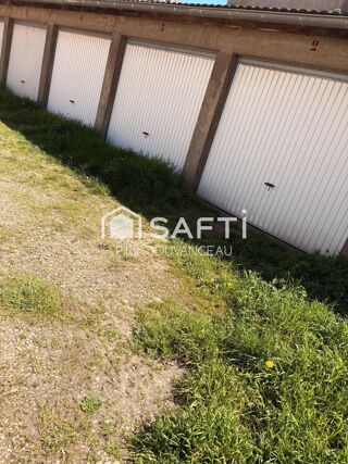  Parking / Garage à vendre 