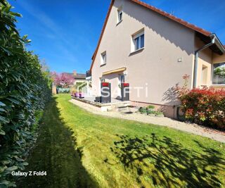  Maison  vendre 9 pices 213 m