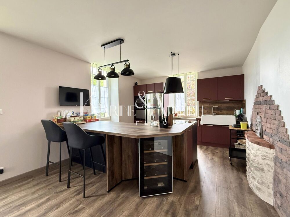 Vente Maison Villa néoclassique du XIXe siècle Saint-sigismond