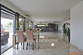  Maison à vendre 8 pièces 210 m²