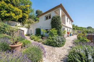  Maison � vendre 6 pi�ces 211 m�