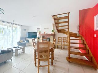  Maison � vendre 10 pi�ces 300 m�