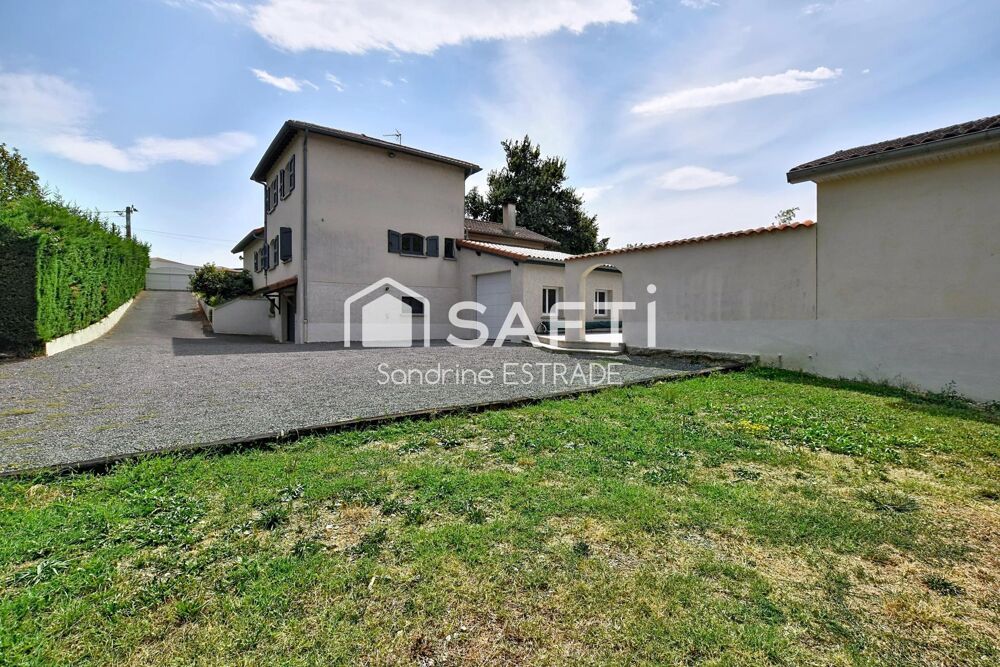 Vente Maison Belle maison familiale avec piscine, dépendance et garages Montbrison