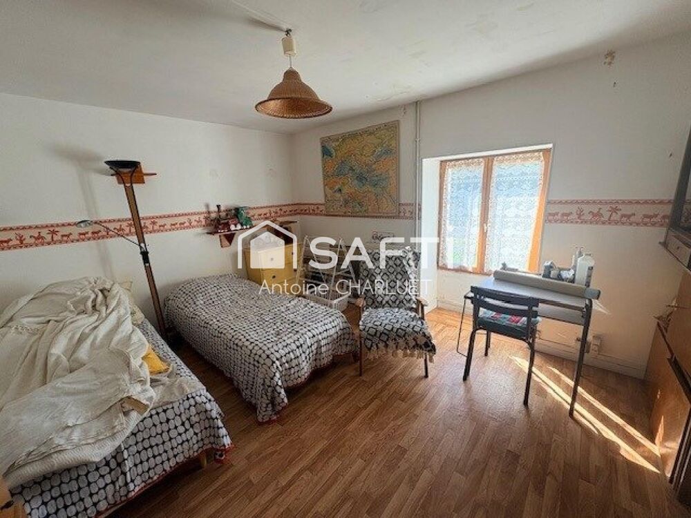 Vente Maison Maison de campagne 85m² - 3 chambres - Terrain de 2468m² Paulnay