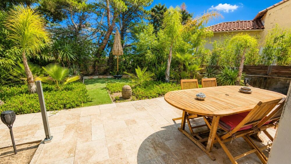 à vendre  Maison Sanary-sur-Mer (83110)