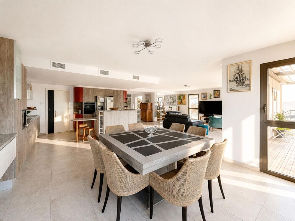 Vente Maison Villa familiale avec vue panoramique sur le golf de Juvignac Juvignac