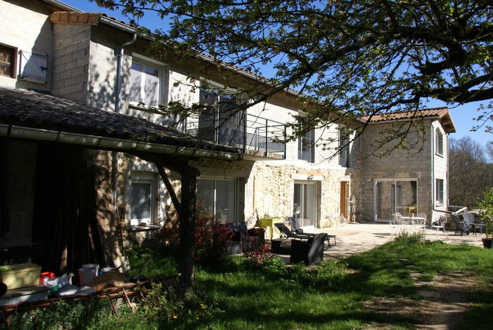 Grande propriété avec 2 maisons individuelles