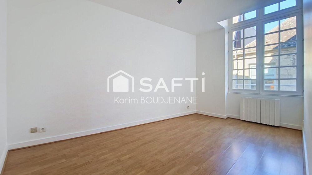 SENLIS COEUR HISTORIQUE  F2 39 M²  PARKING FERMÉ