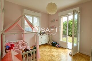  Maison  vendre 10 pices 182 m