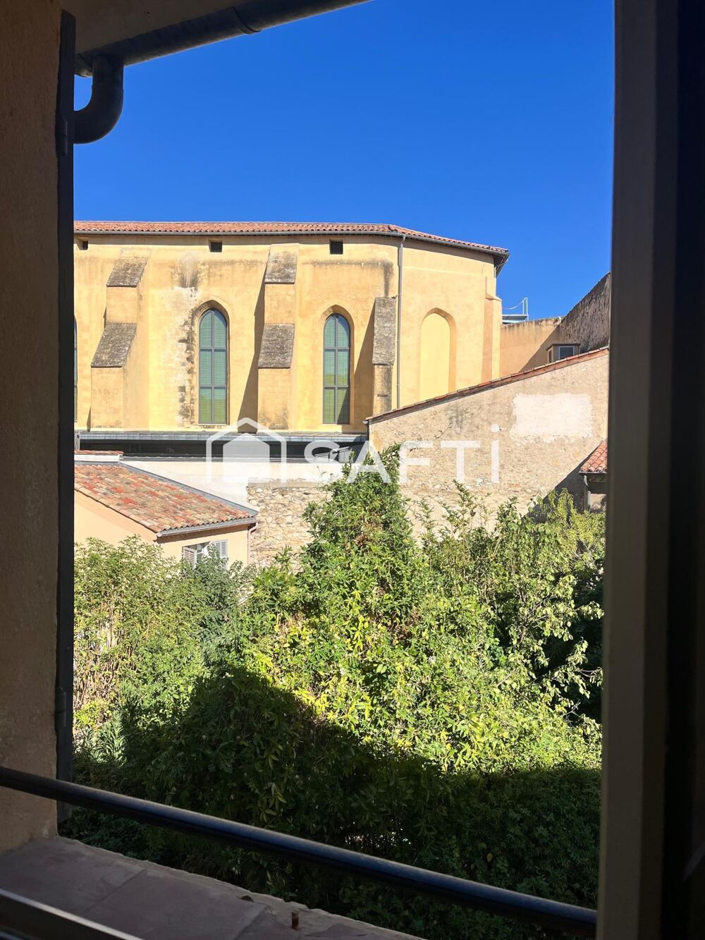 Vente Appartement T1 bis au calme avec vue sur jardin – Centre historique Aix-en-provence