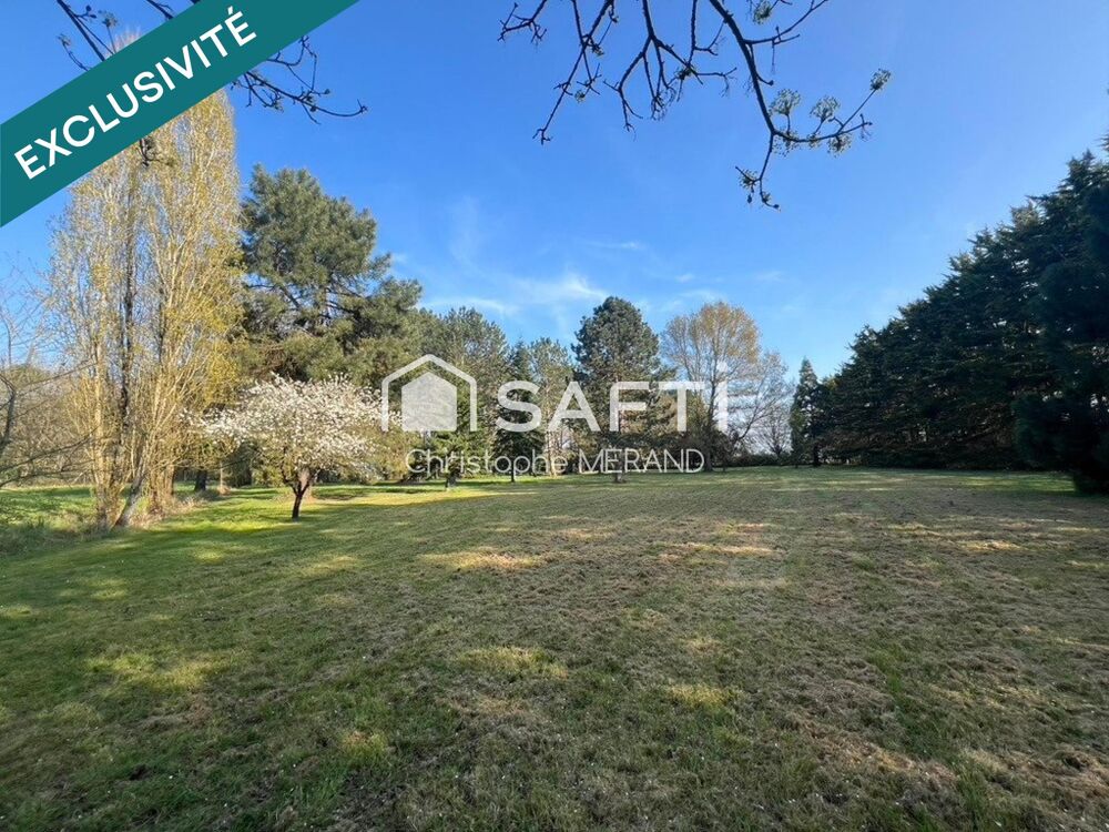 Grande maison à la campagne sur 23 800 m 2