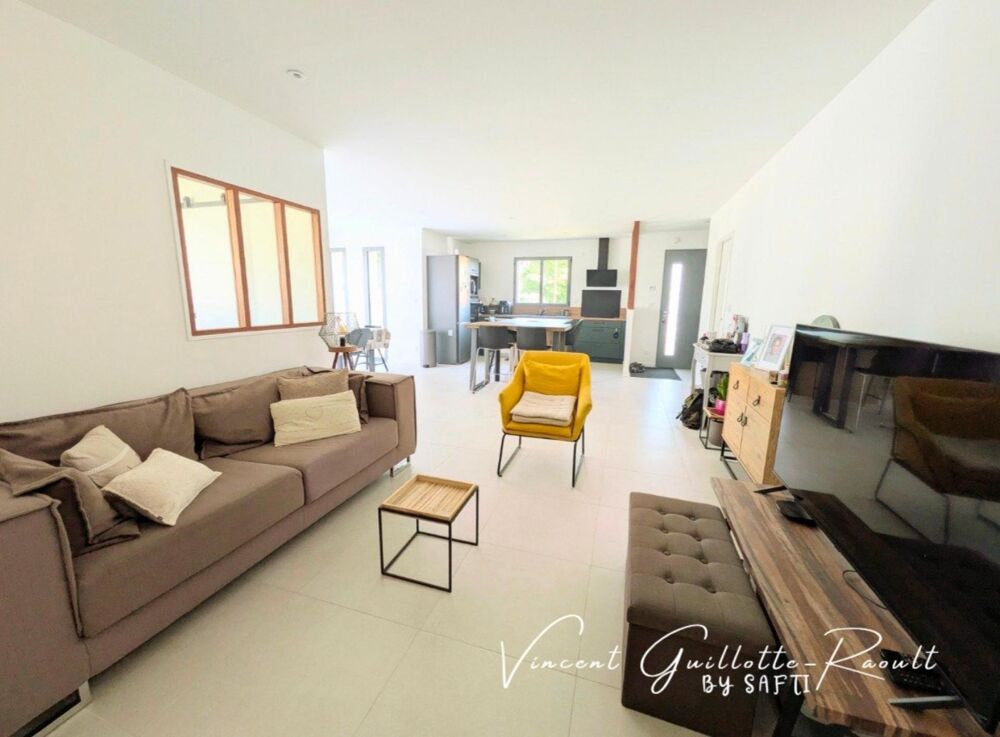 Vente Maison Maison 2024- 4 pieces- 3 chambres-terrain 368 m² Port-saint-pere