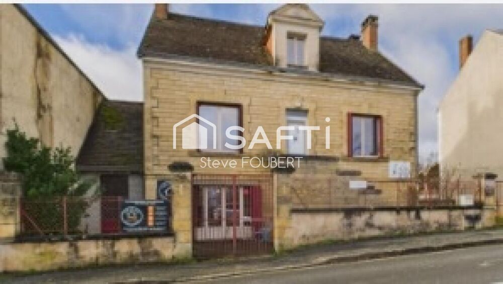 MAISON 4 CHAMBRES AU COEUR DU VILLAGE AVEC JARDIN