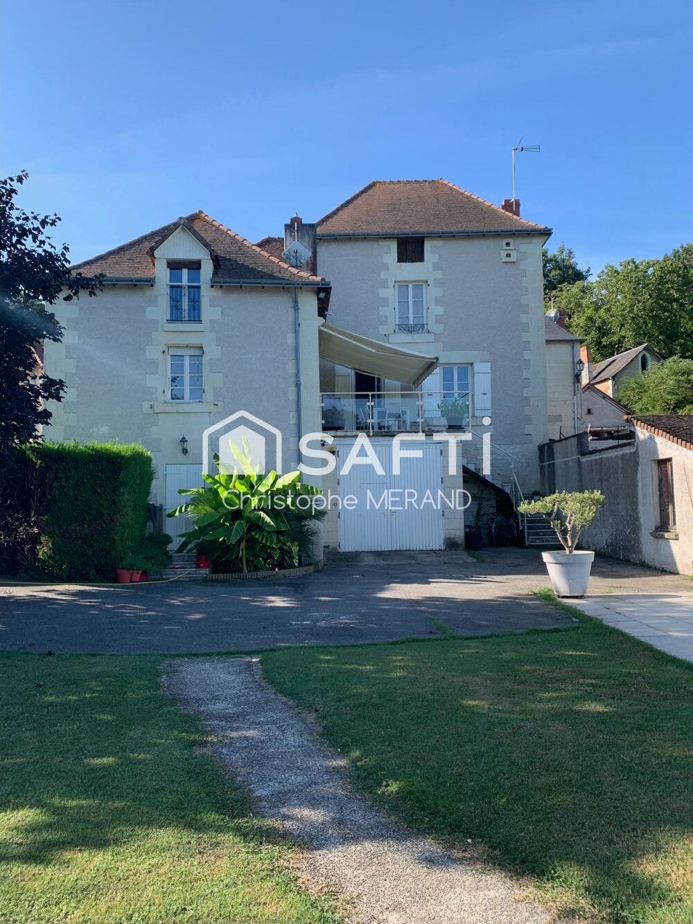 Belle maison 5 chambres entre CHATELLERAULT et DANGE SAINT ROMAIN