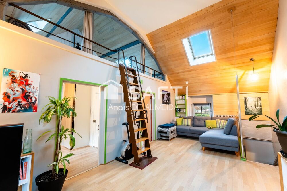 Véritable coup de coeur pour cette superbe maison des années 20