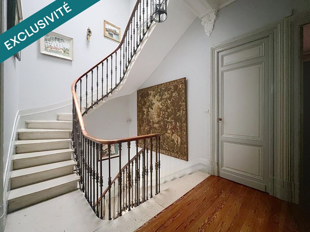 Vente Hôtel particulier Elegante maison de famille dans un quartier facile à vivre : coup de coeur assuré Bordeaux