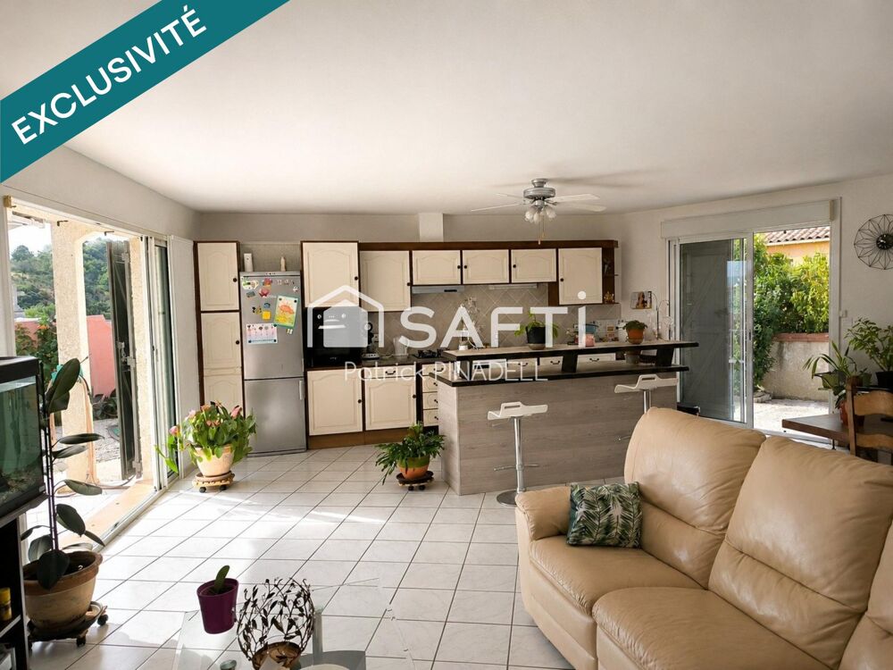 Vente Maison Maison d'habitation type T6, 4 chambres, 3 salles d'eau, cuisine, salon, garage et jardin. Latour-de-france
