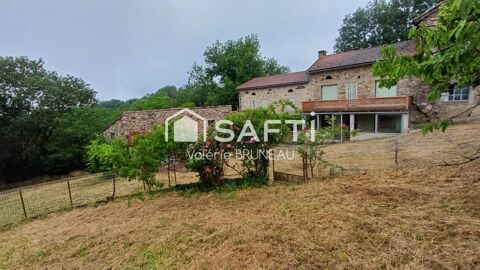   Corps de ferme 182m2 habitables avec env. 600 m² de dépendances – Fort potentiel Maison - 6 pièce(s) - 182 m²