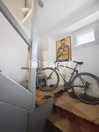  Appartement à louer 5 pièces 145 m²