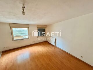  Immeuble � vendre 121 m�