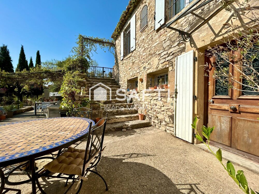 Vente Maison Corps de ferme en pierre avec 4000m2 de terrain Valliguieres