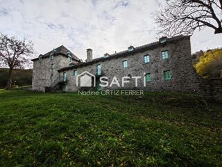  Maison à vendre 15 + pièces 550 m²