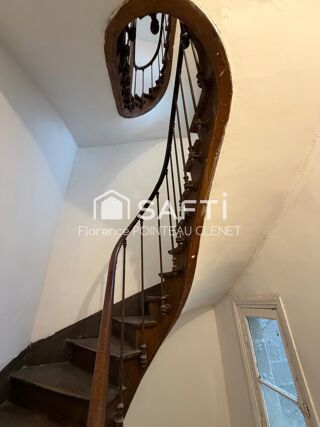  Immeuble à vendre 374 m² Angers