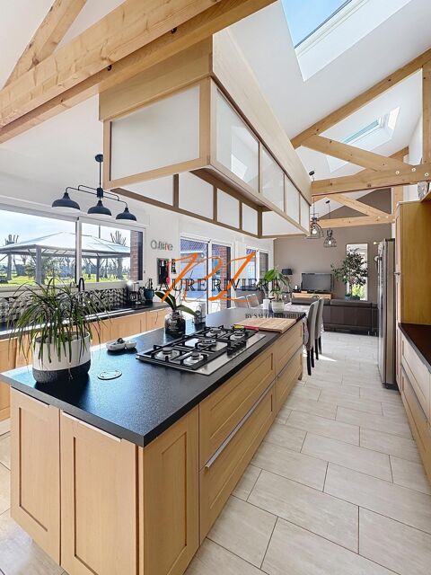 Vente Maison Propri�t� d'exception avec d�pendances et grand terrain Le maisnil