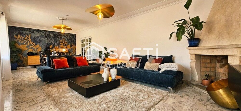 Grand appartement 4 pièces 121 m2 avec Terrasse, Garage, Cave