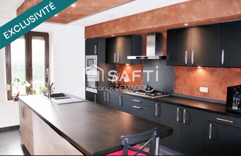   Maison de 145 m� avec garage et terrain constructible. Maison - 5 pi�ce(s) - 145 m�