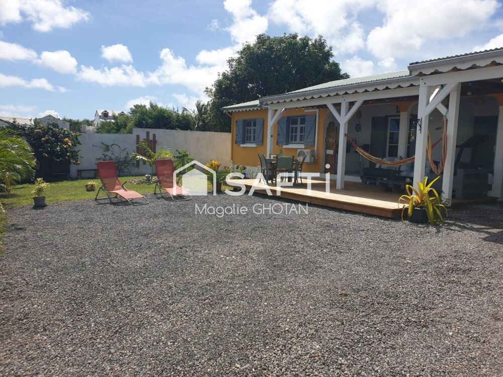 Vente Maison super villa situ� dans lieu calme Port-louis