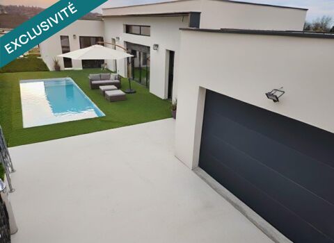   Maison de 160 m� en plein centre Maison - 5 pi�ce(s) - 160 m�