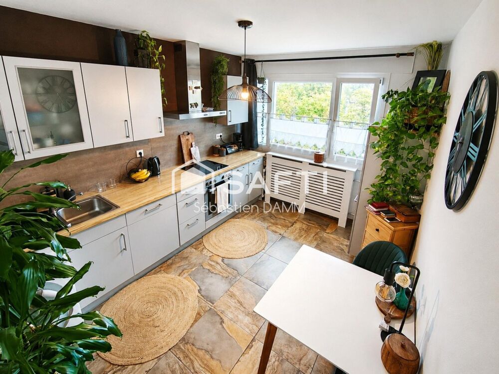 Vente Appartement Lumineux 3 pièces rénové avec balcon à Saint-Louis Saint-louis