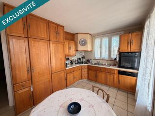  Maison � vendre 9 pi�ces 214 m�