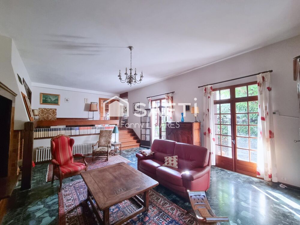 Vente Maison Villa d'architecte, beaux volumes, 6 chambres Vinca