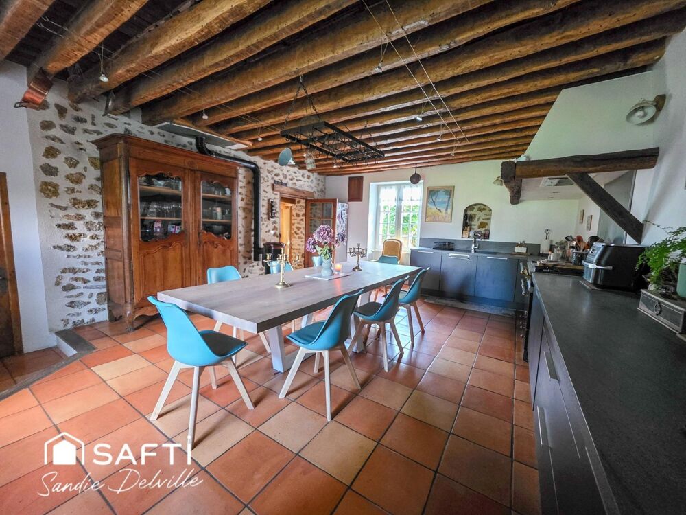 Propriété de charme 6 pièces- 4ch- 195m²- 2160m²