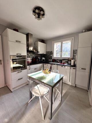  Maison � vendre 8 pi�ces 188 m�