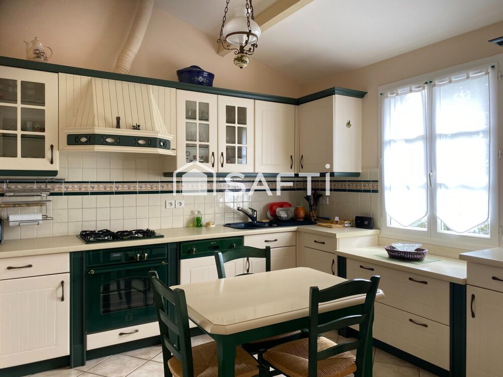 à vendre  Maison Loix (17111)
