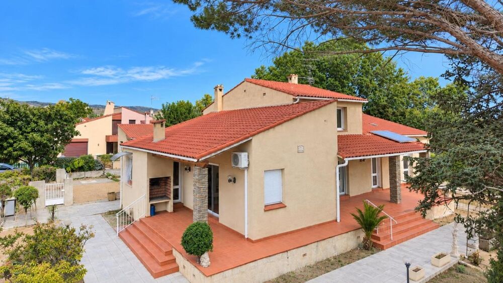 Grand terrain, beaux volumes et potentiel unique !