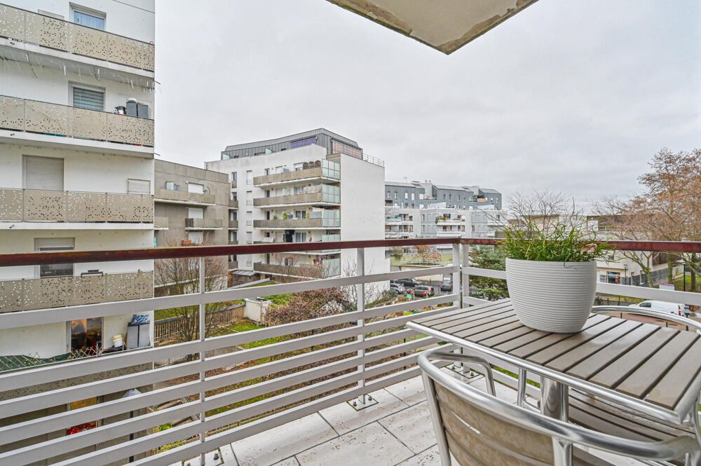 Immeuble de standing 2006 à vendre sur Alfortville