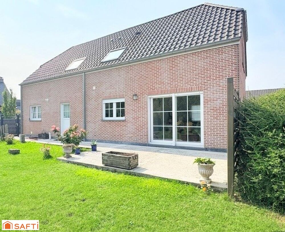 Vente Maison Maison individuelle contemporaine de 2012, dans un environnement calme et résidentiel ( Surface totale :165 m ².) Estreux