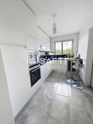  Appartement à vendre 4 pièces 83 m²