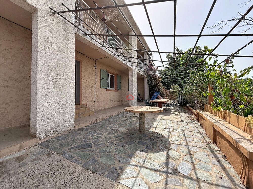 Vente Maison Maison composée de deux appartements Plaine de Peri Peri