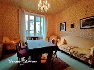  Maison  vendre 8 pices 232 m