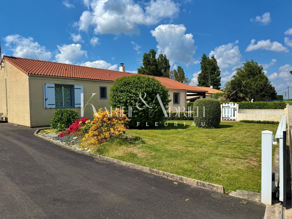 Vente Maison PLAIN-PIED 4 CHAMBRES, JARDIN, PRÉAU ET DÉPENDANCE Fontenay-le-comte