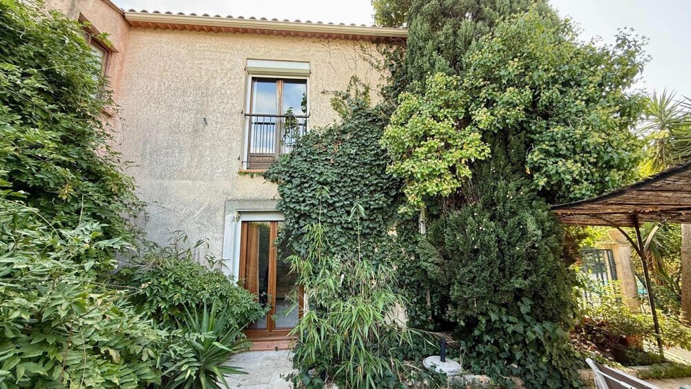 Grimaud  Rare Hillside Estate, Gulf of St-Tropez