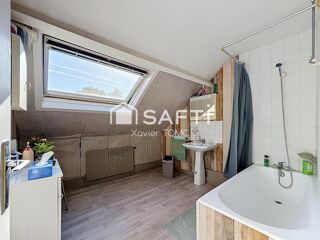  Immeuble à vendre 154 m²