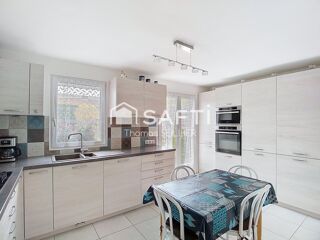  Maison  vendre 4 pices 85 m