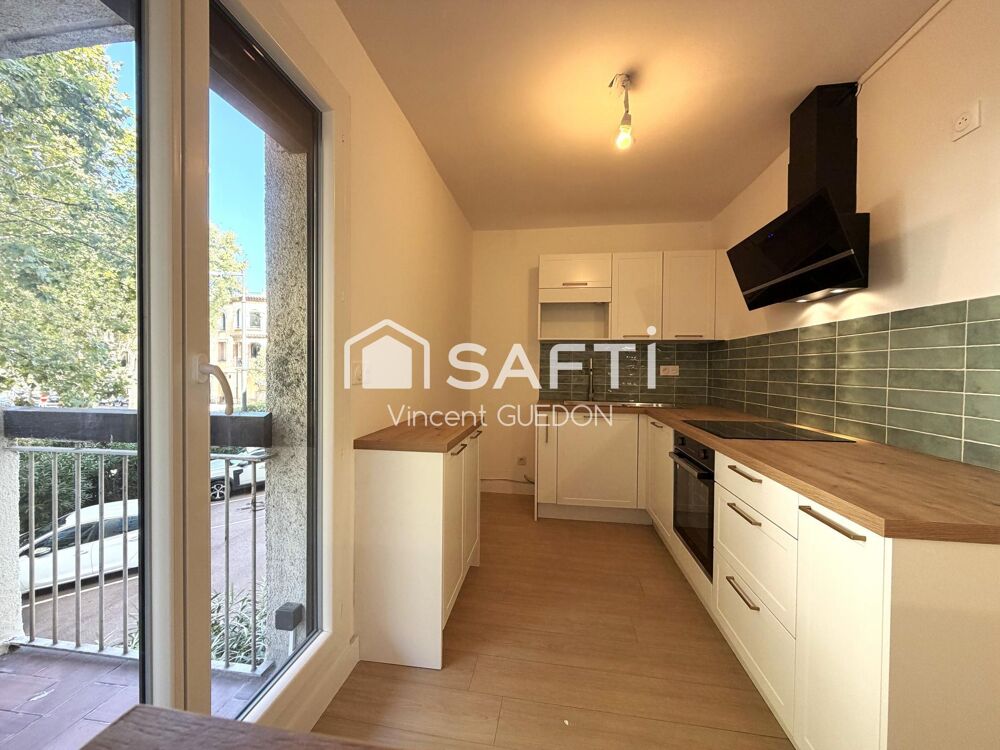 Vente Appartement T3 rénové au 1er étage avec extérieur et piscine Perpignan