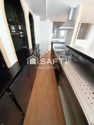  Immeuble à vendre 218 m²